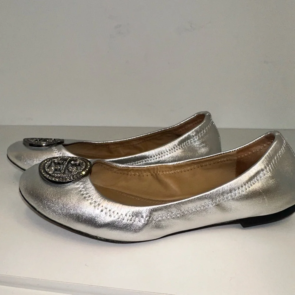 Tory Burch flats - Picture 2 of 5